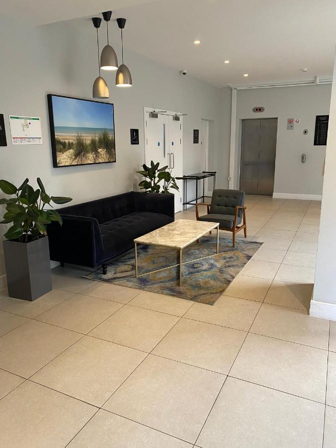 Morden 1 Bedroom City- Apt Central Stylish Living Кройдон Экстерьер фото